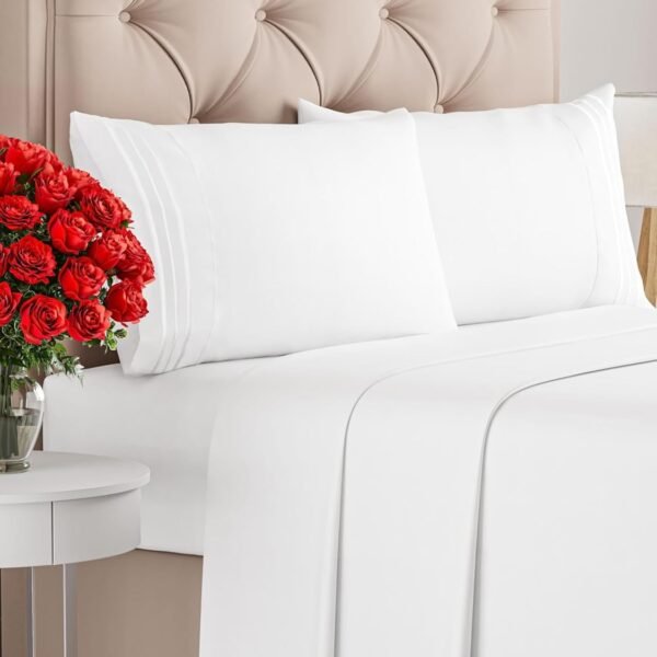 King Size 4 Piece Sheet Set - Comfy Breathable & Cooling Bed Sheets Set - Hotel Luxury Bedding for Women. Men. Kids. Teens. Boys & Girls - Deep Pockets. Ultra-Soft and Wrinkle Free - Oeko-Tex - White